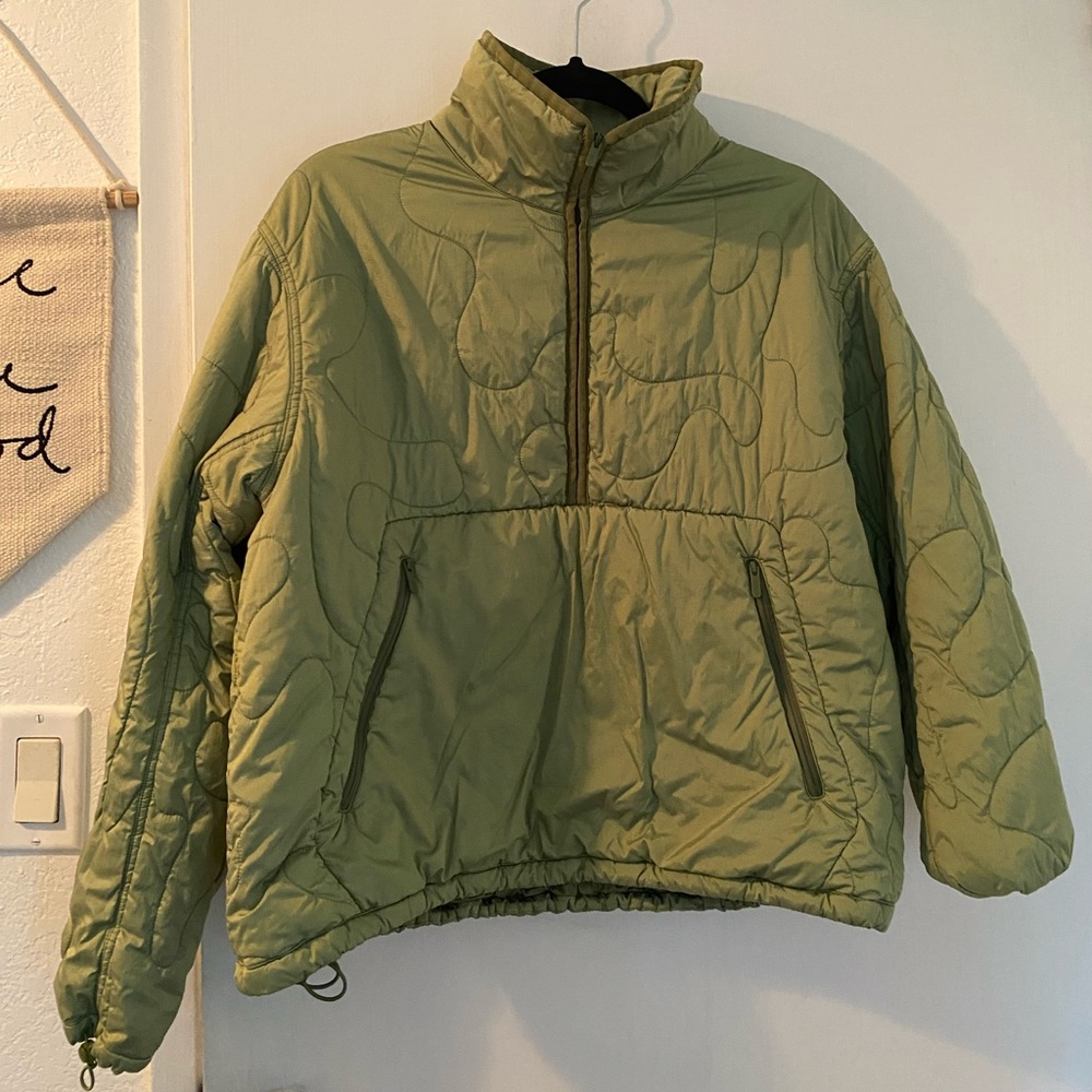 Lululemon puff 1/4 zip jacket